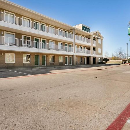 Hometowne Studios By Red Roof Dallas - Mesquite Εξωτερικό φωτογραφία